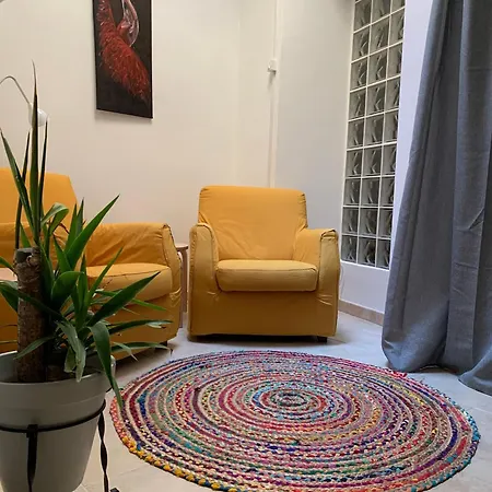 بيت شباب Casa Michaels