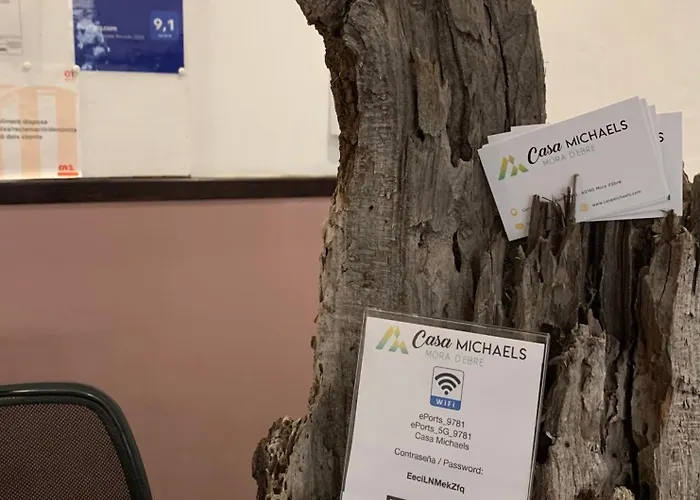 Casa Michaels אכסניה *